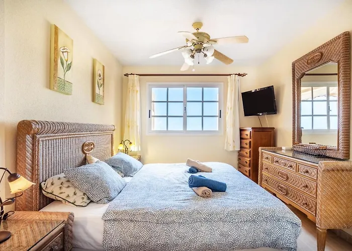 Panoramatic View In Cristianos Lejlighed Los Cristianos (Tenerife)